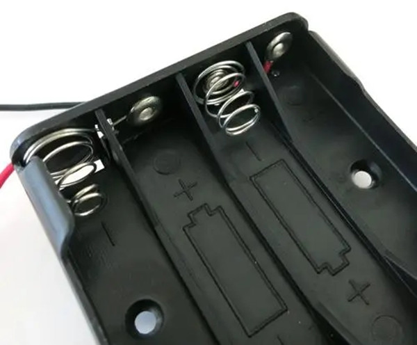 電池盒的作用是什么,電池盒的正負極怎么區(qū)